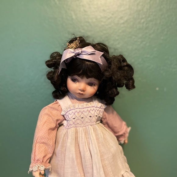 Porcelain Doll - Picture 8 of 8